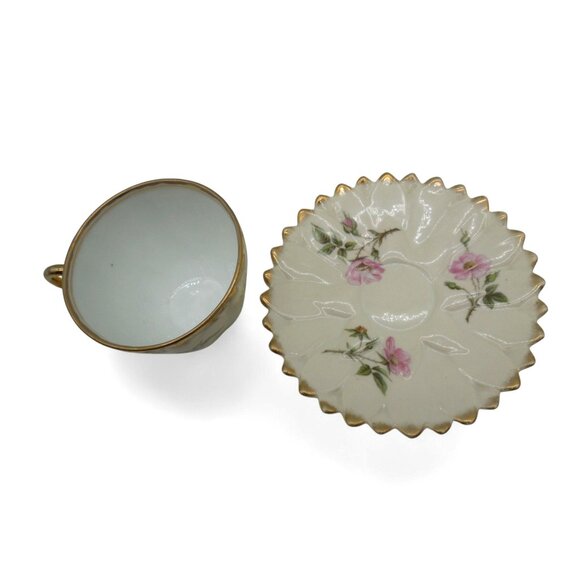 MOUSTACHE and Tea CUP with SAUCERS Delicate Floral Set with Gold Trim Vintage - Picture 14 of 15